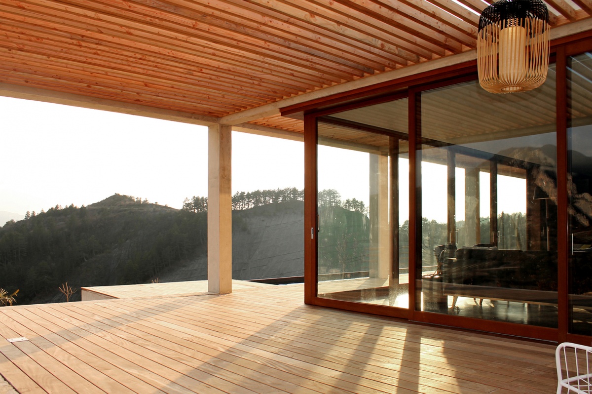Maison de vacances béton et ossature bois : Terrasse Est